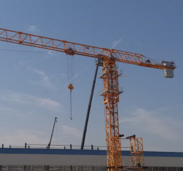 Bouw Vlakke toren kraan Stageurlijk fundament Industrieel type